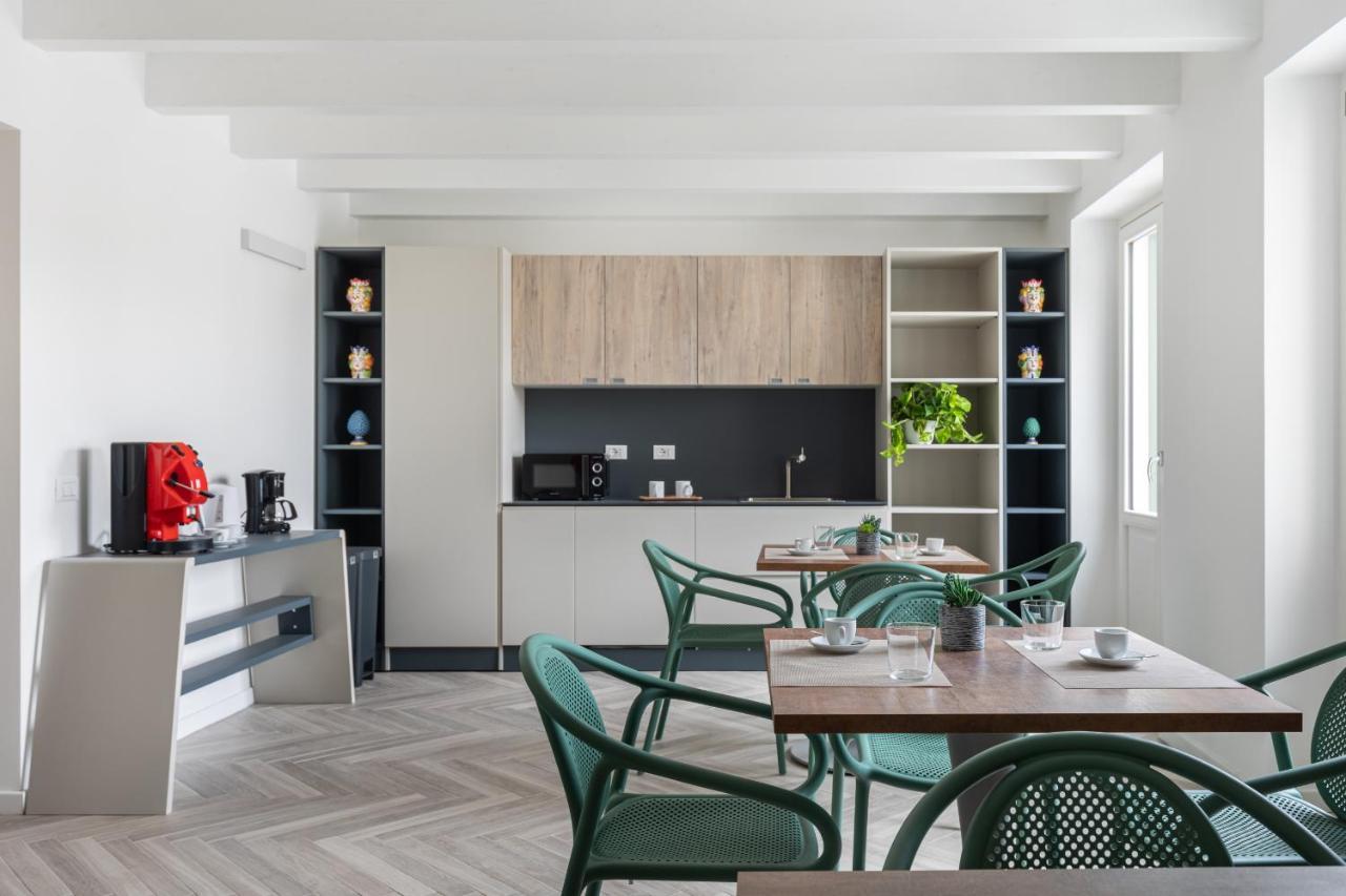 Zisa Rooms & Breakfast By Wonderful Italy パレルモ エクステリア 写真